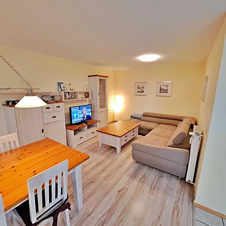 Ostseepark Waterfront_ Karavelle 32 هيرينجسدورف